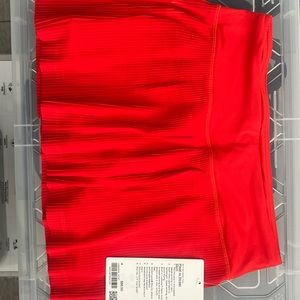 Brand new lululemon tennis skirt